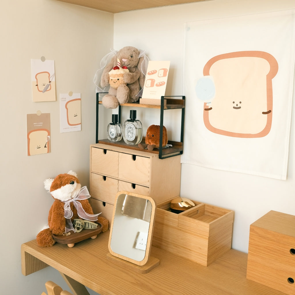 【LIFEMAGICHK GIFT SET】家居療癒美妝桌佈置套裝｜6款卡片＋裝飾掛布＋限定桌面佈置物 1 set♡